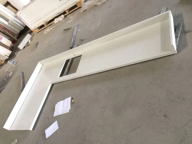 Cozinha de mesa de quartzo branco