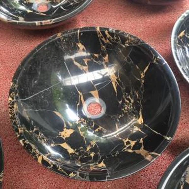 Banheiro com pia em mármore Portoro China