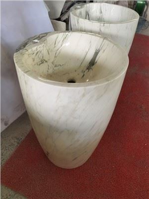 Pias com pedestal de ouro Calacatta