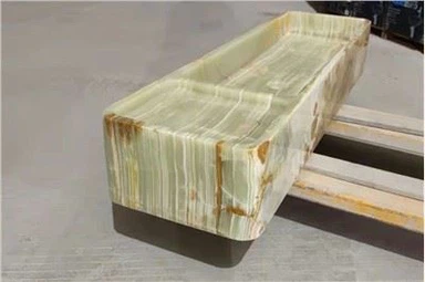 Banheiro com pia integrada Green Onyx